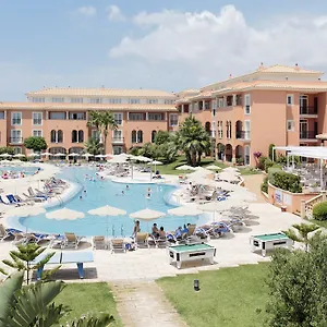 Grupotel Macarella & Spanien