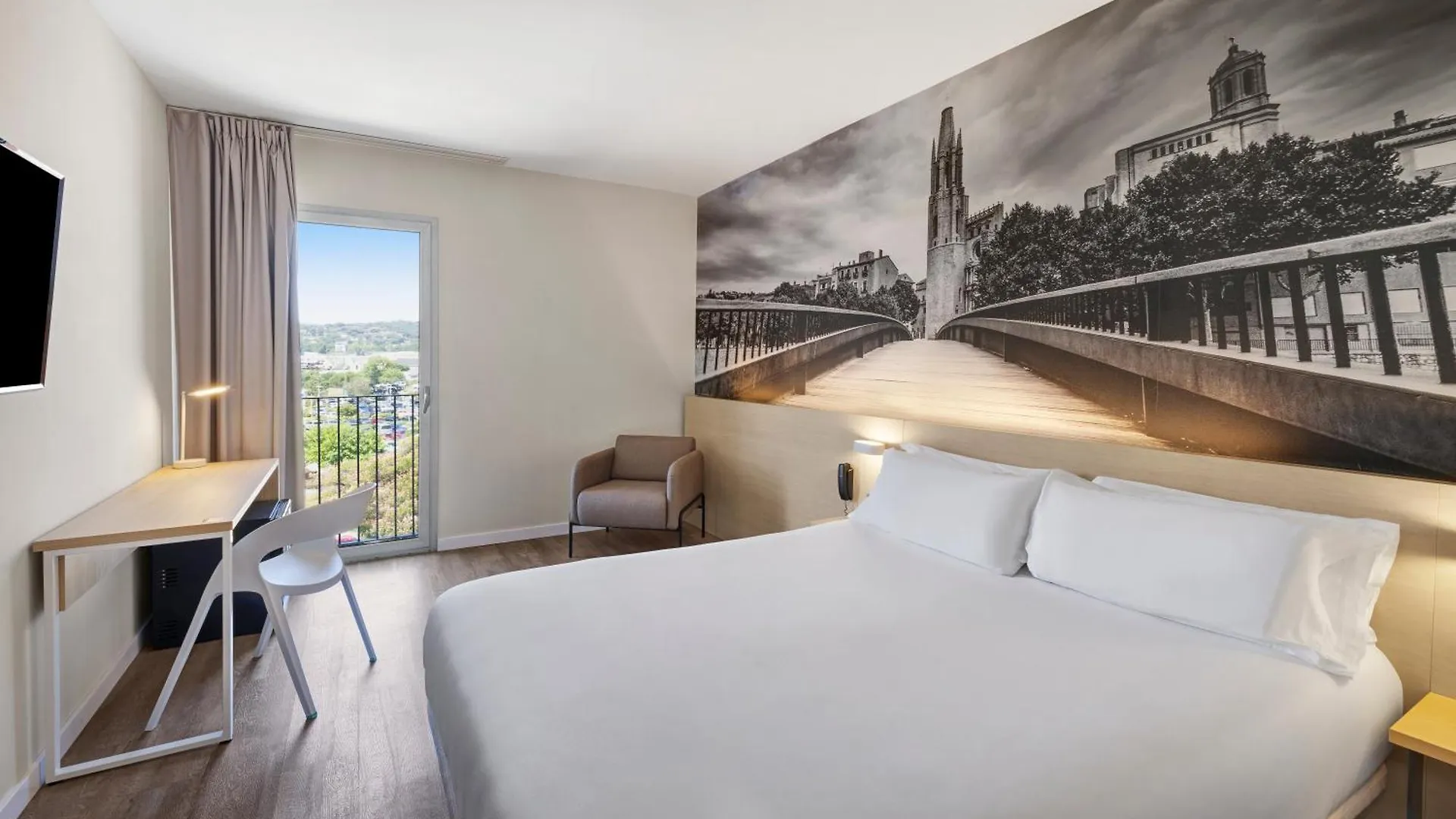 B&B Hotel Girona 3 location